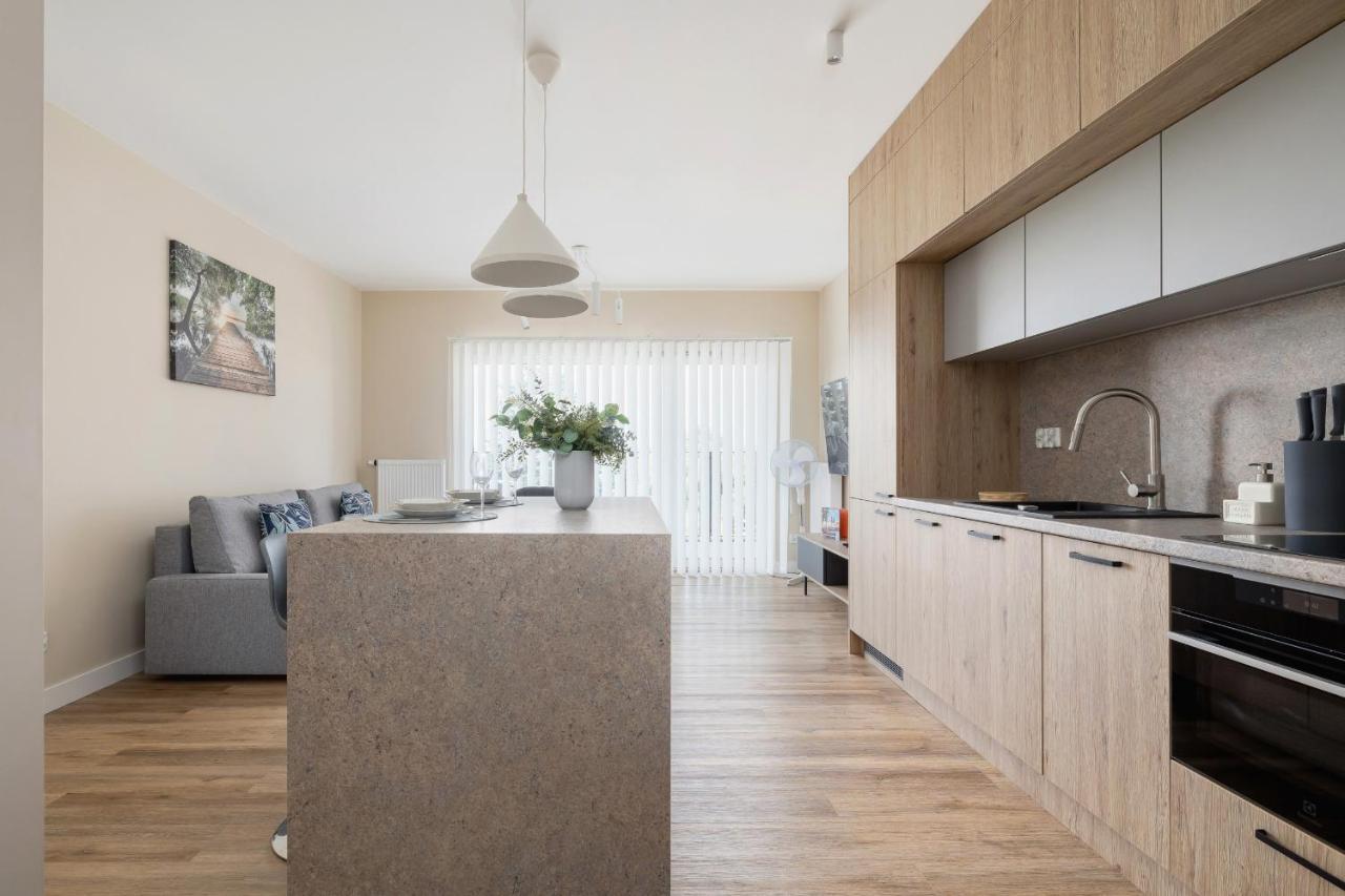 Tauron Arena Crakow With Parking By Renters Apartamento *